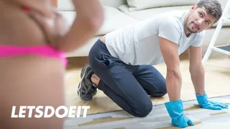 Luna Corazon Craves Hotel Janitor's Massive Cock in Her Tight Pussy