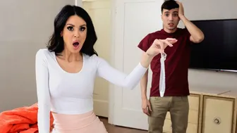Jamie Michelle's Steamy Lesson in Unprotected Passion with Her Curvy Stepstudent