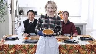 Lucky Stepbrother Fucks Petite Blonde Stepsister's Tight Thanksgiving Pussy
