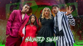 Possessed Step Sisters River & Amber Unleash Halloween Roleplay Orgy
