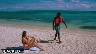 Wife Surprises Husband with BBC Encounter During Tropical Getaway
