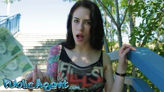 American Beauty Anna De Ville Takes Massive Cock in Public Outdoor Creampie