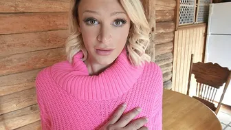 Blonde Stepdaughter Emma Hix Gets Facial from Stepdaddy After Intense Titfuck