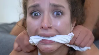 Innocent Teen GeishaKyd Overwhelmed By Thick Cock In Rough Hardcore Session