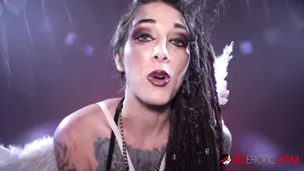 Sully Savage rides the Tremor toy during a steamy interview