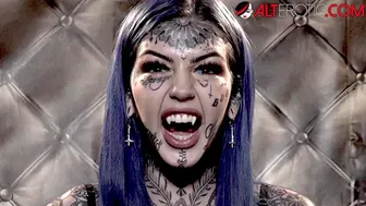 Tattooed Amber Luke craves hardcore fucking and deepthroat action