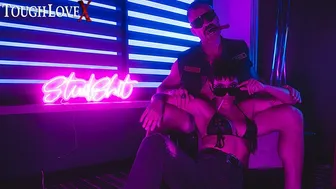 Brooklyn Gray enjoys rough sex with Charles Dera