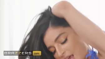 Emily Willis moans as Isiah Maxwell stretches her tight pussy with his huge cock