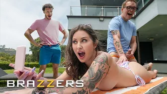 Bella Blu seduces her neighbor with a sunbathing favor and hot outdoor sex