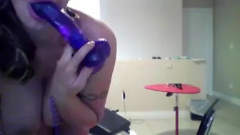Eva Notty's live show with her huge fake tits and solo action