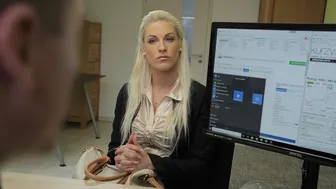Agent seduces hot blonde beauty during steamy interview